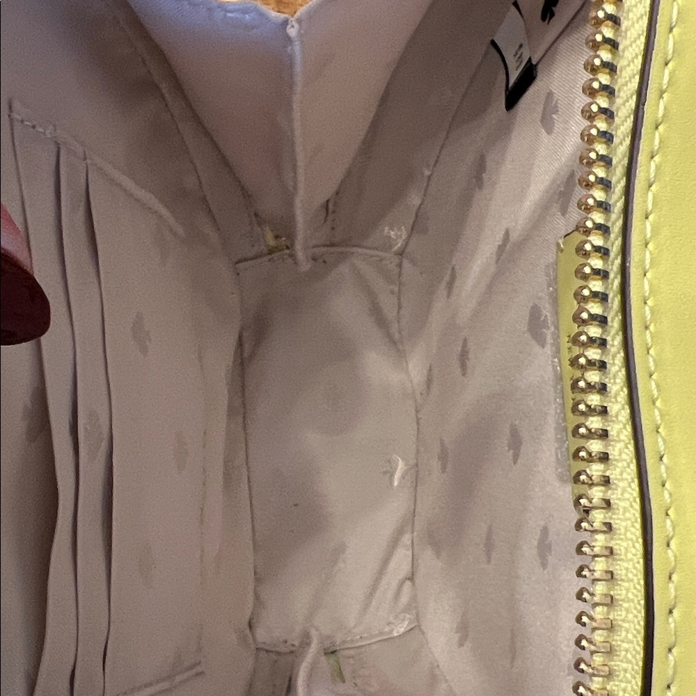 kate spade โ ๏ธ pale yellow quilted heart mini satchel with green leaf ๐ ๐ - Picture 11 of 14